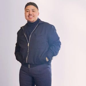 Meet your Posher, Julian